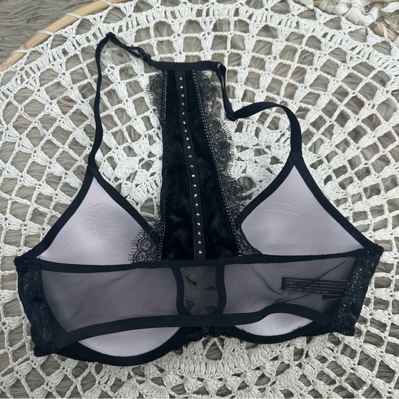 Victoria’s Secret Pink Bra Bundle Size 32D - Picture 4 of 9